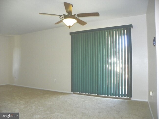 Building Photo - 356 Saybrook Ln