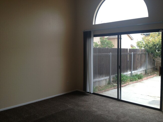 Building Photo - 17135 Cambria Ave