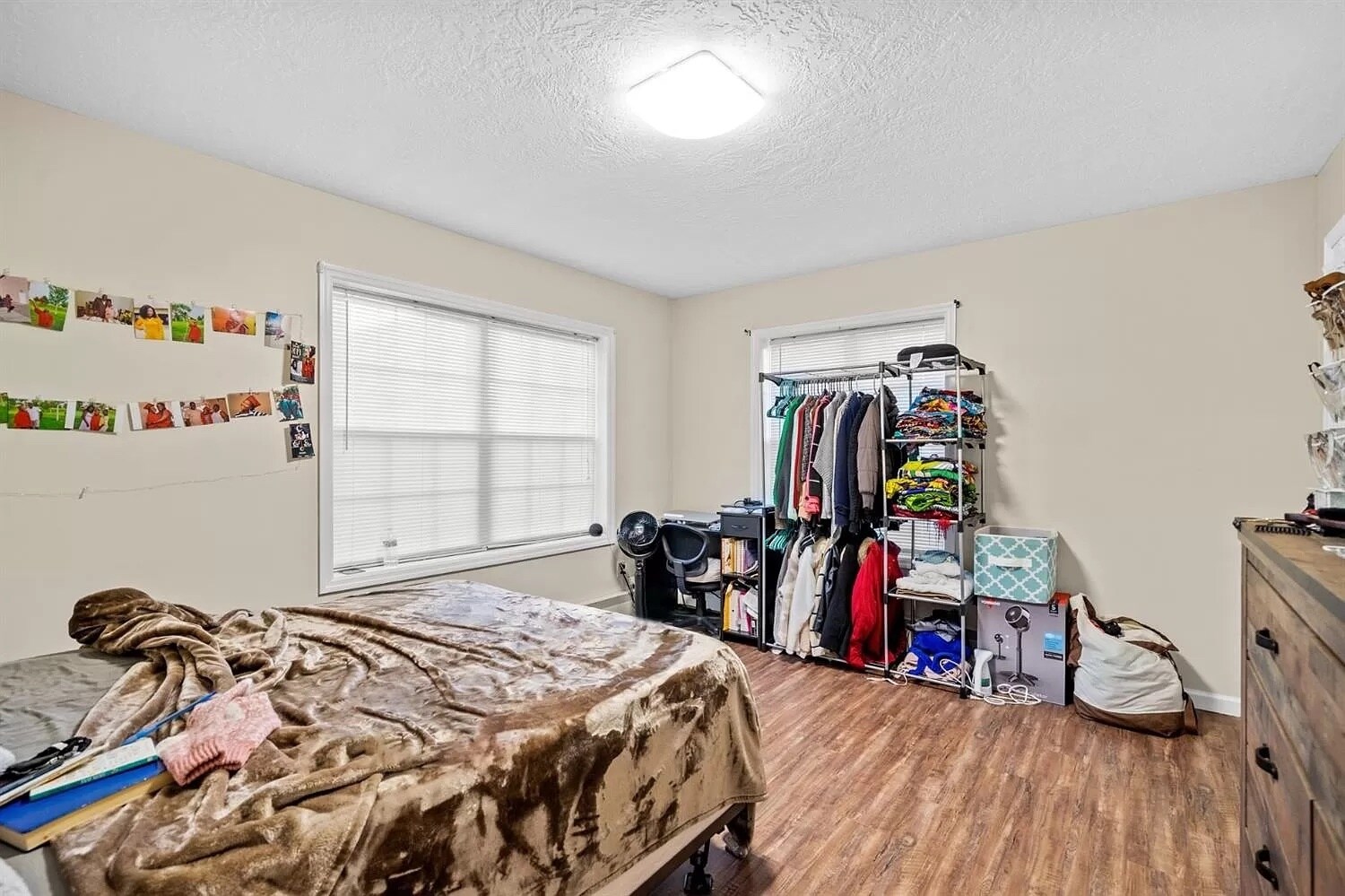 Building Photo - 127 Birdseye View Dr