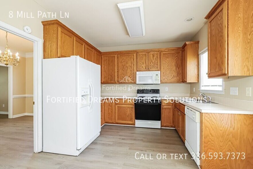 Building Photo - 8 Mill Path Ln-