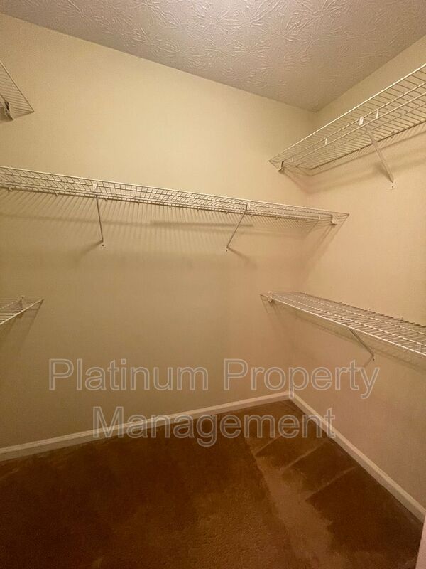 Building Photo - 118 Arbour Way