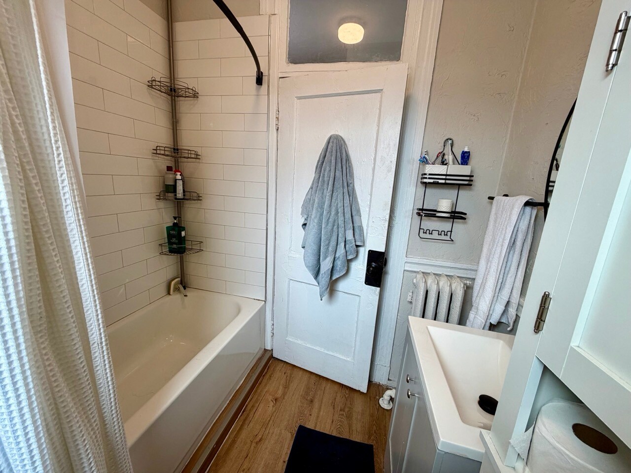 Building Photo - 14 Glenville Ave