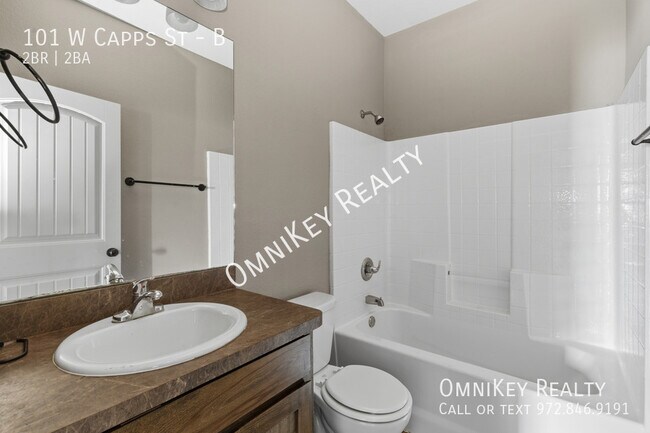 Building Photo - 101 Capps St