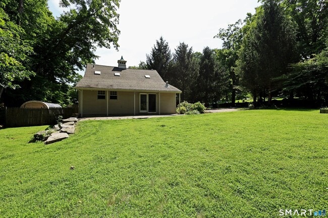 Building Photo - 15A Maple Shade Rd