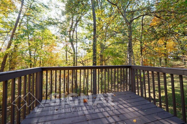 Building Photo - 93 Moonglow Dr