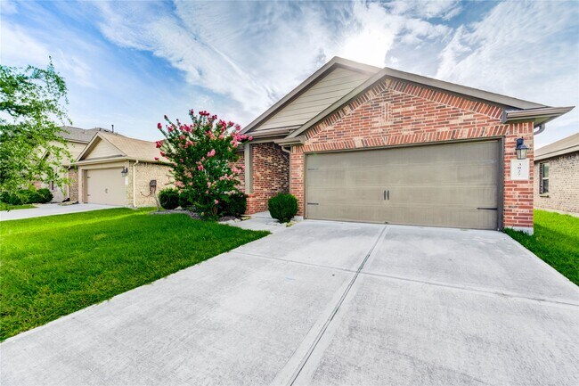 Primary Photo - 3027 Dripping Springs Ct