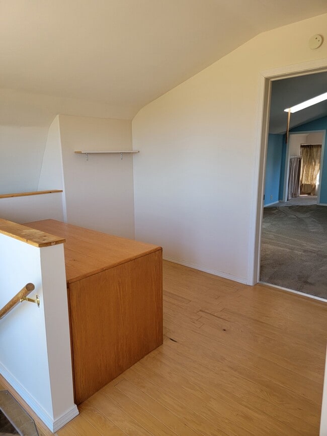 Building Photo - 37020 Schafer Rd