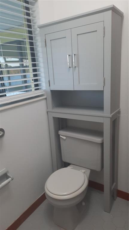 Building Photo - 62 Burbank Dr