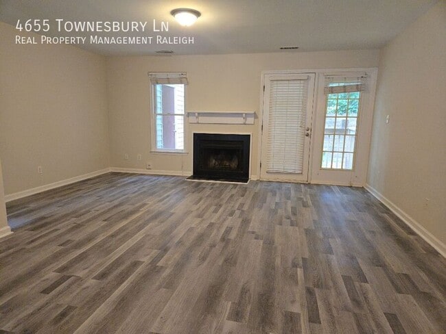 Building Photo - 4655 Townesbury Ln