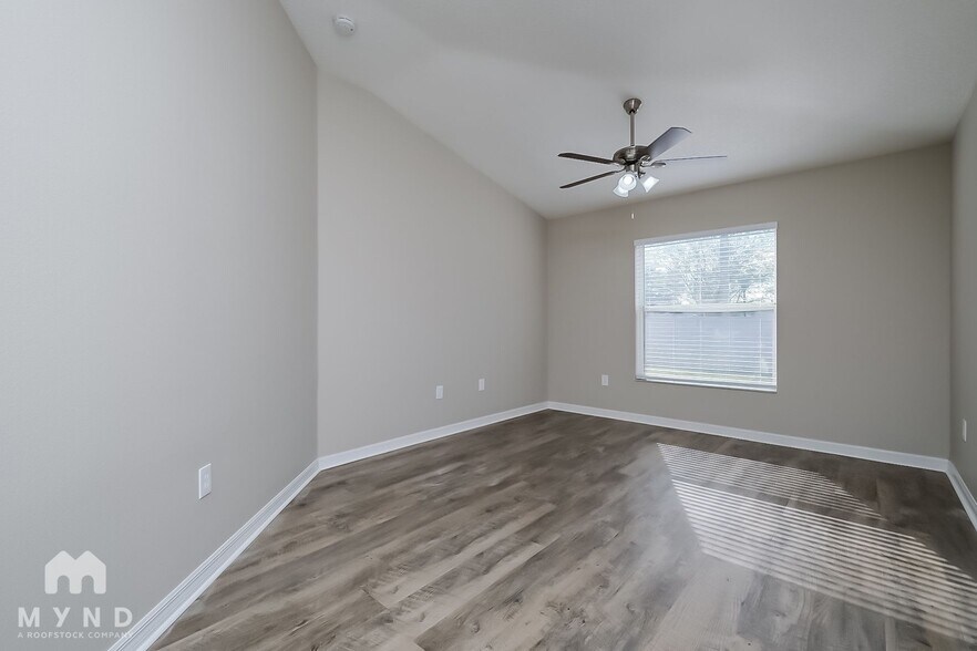 Building Photo - 8133 Alamosa Wood Ave