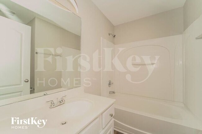 Building Photo - 1013 Loudoun Rd