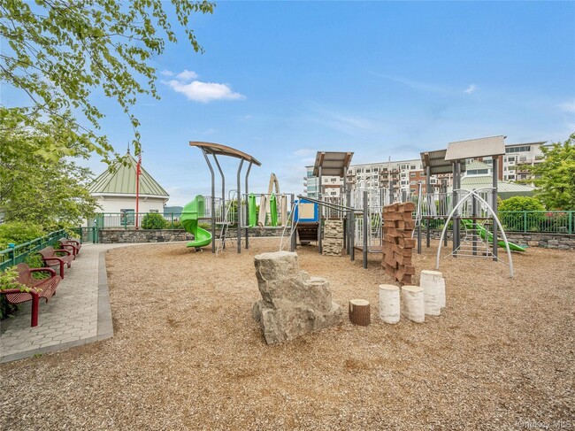 Building Photo - 40 S Highland Ave