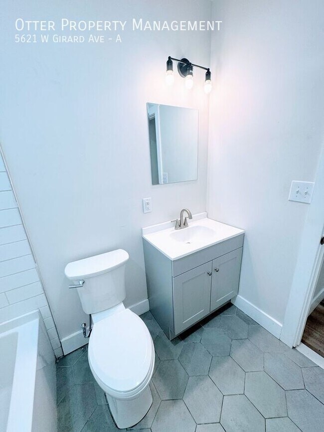 Building Photo - 5621 W Girard Ave