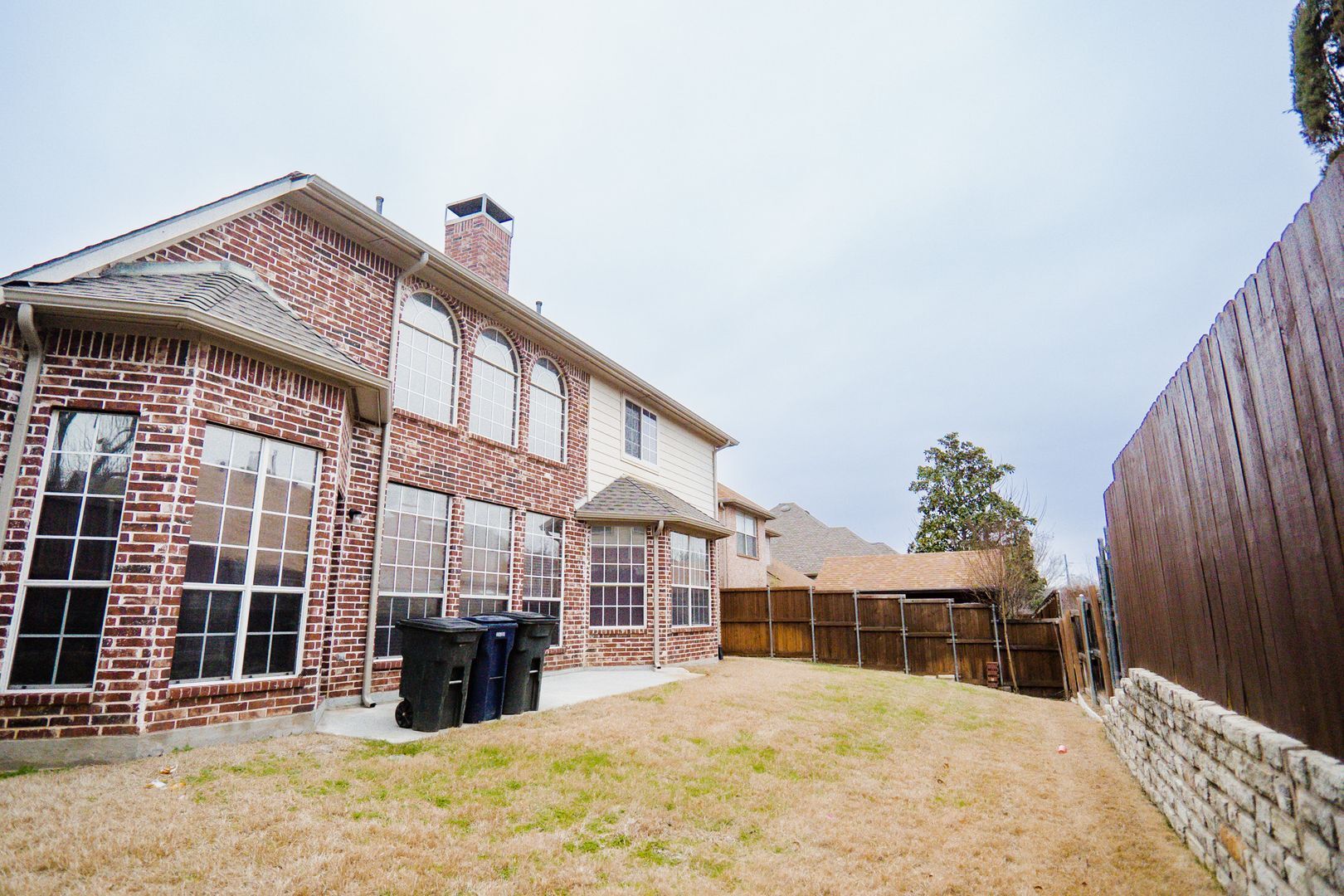 Building Photo - 3404 Wimbledon Dr