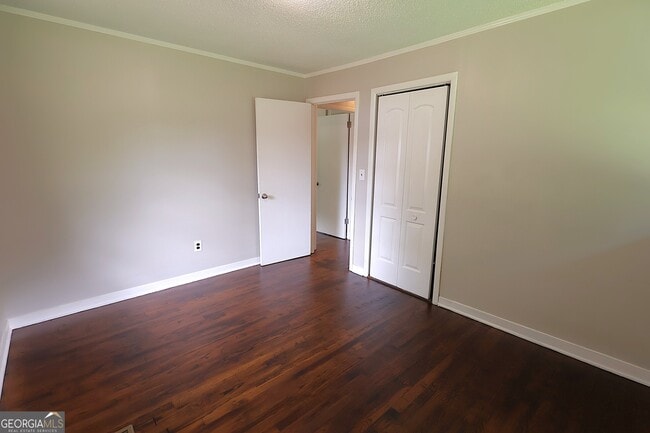 Building Photo - 1465 Irwinton Rd