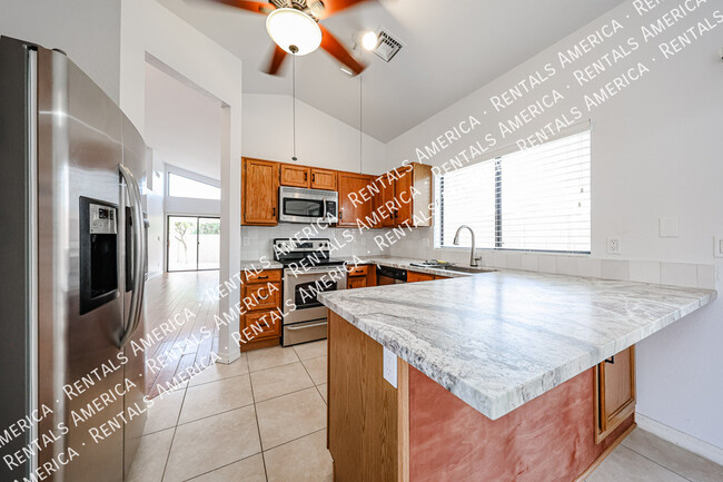 Building Photo - 9429 E Camino Del Santo