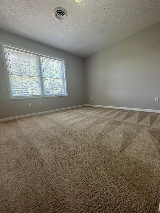 Building Photo - 3332 Yellow Sulphur Rd