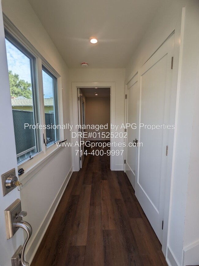 Building Photo - 2 Bedroom + 2 Bathroom ADU in Fullerton - ...