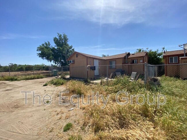 Primary Photo - 717 W Date Ave