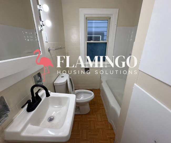 Building Photo - Charming 2-Bedroom Home in Dayton’s Pointview Area