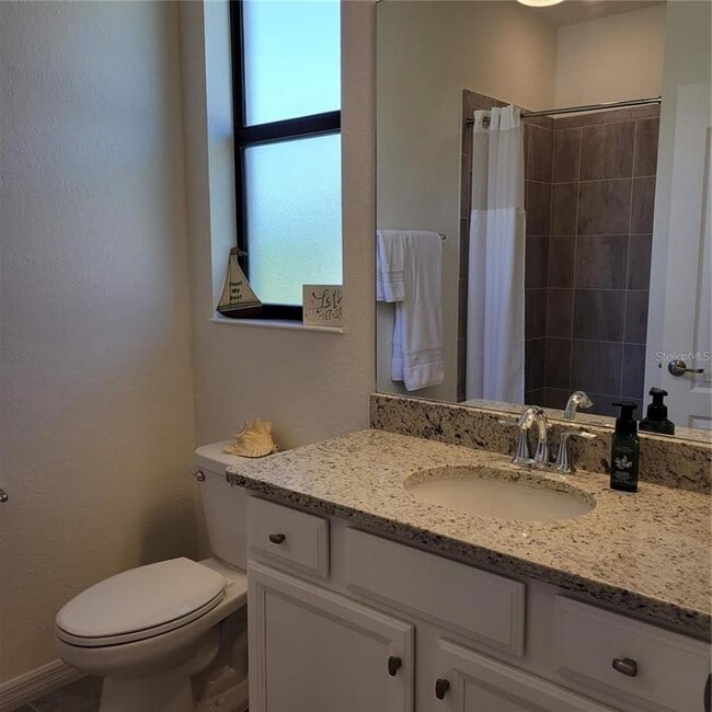 Building Photo - 17335 Blue Rdg Pl