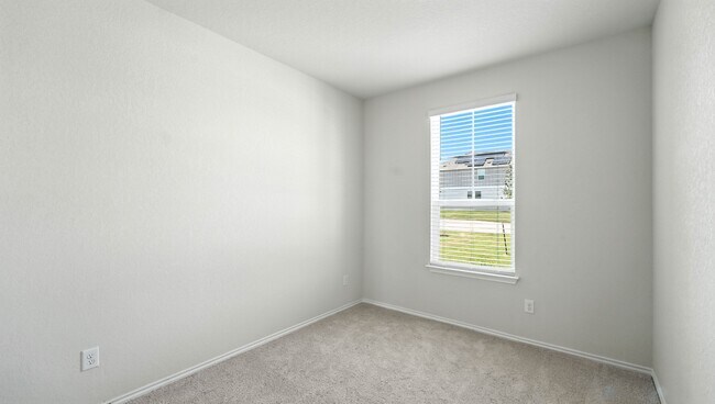Building Photo - 158 Hazy Glade Dr