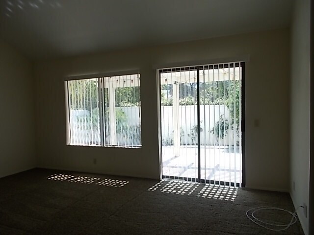Building Photo - Fantastic 2Br/2Ba Single Level Home in Bernardo Heights