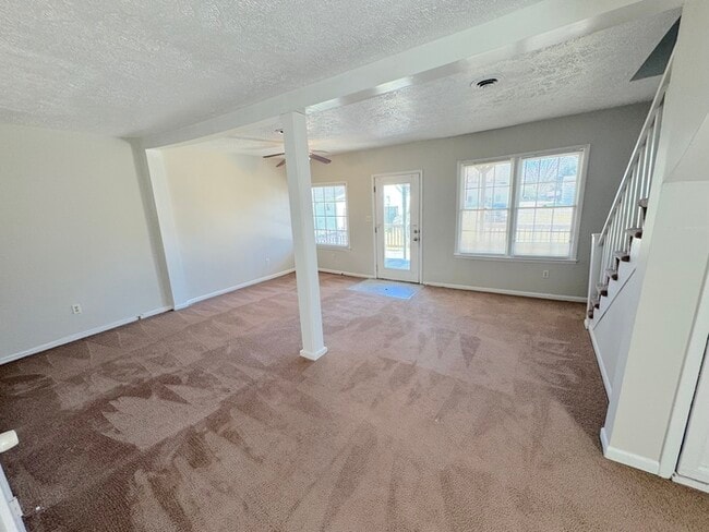 Building Photo - 431 Seaboard Ave