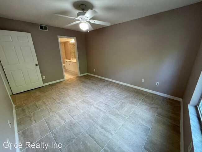 Building Photo - 2 br, 2 bath House - 28251 Pine Haven Way ...