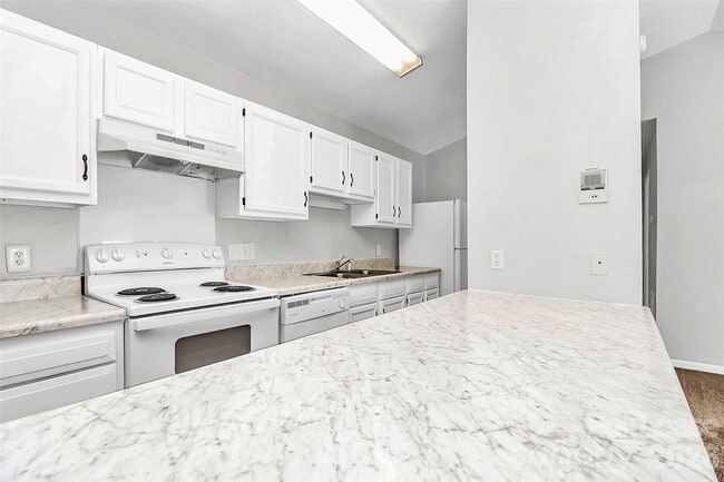 Building Photo - 6146 Meadow Rose Ln