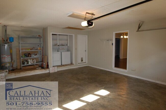 Building Photo - St Charles Little Rock Home