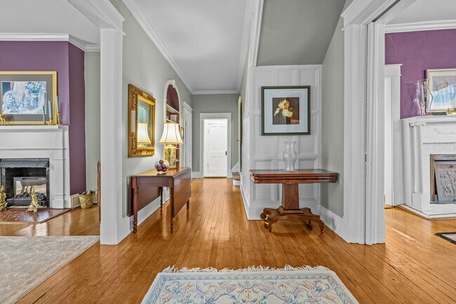Building Photo - Timeless Ghent Home features charm and elegance in Historic Stockley Gardens