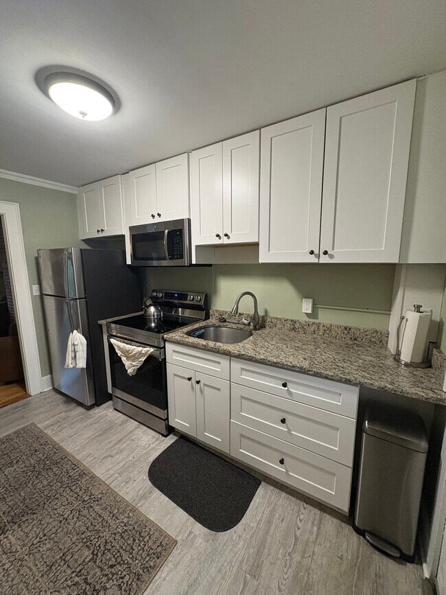 kitchen - 69 Middle St