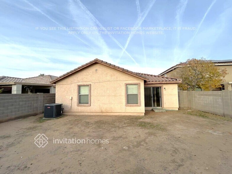 Building Photo - 5033 S 24th Ave