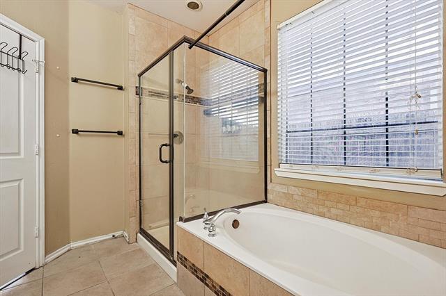 Building Photo - 8837 Sunset Trace Dr