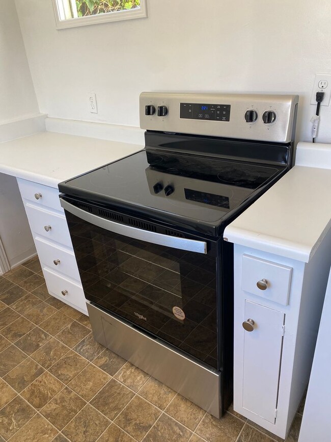 Building Photo - Beautiful upgraded home near Cal Poly and Foothill Blvd!