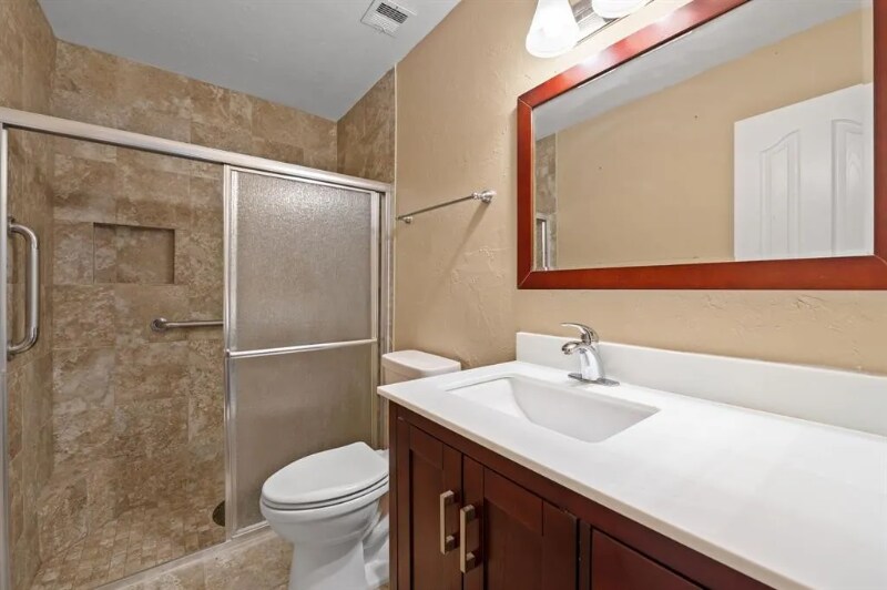 Building Photo - 2229 Nova Village Dr