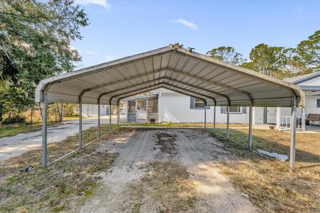 Building Photo - 3800 Pine St