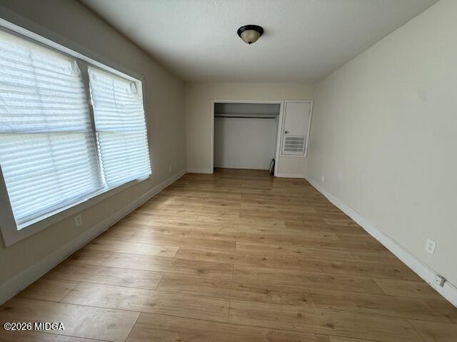 Building Photo - 962 Troupe St