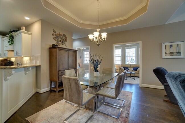 Dining room - 2335 Sylvia Court