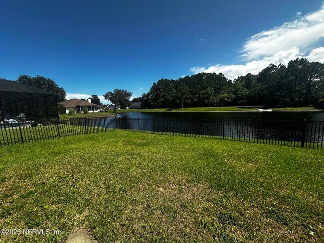 Building Photo - 12080 Scarsdale Dr