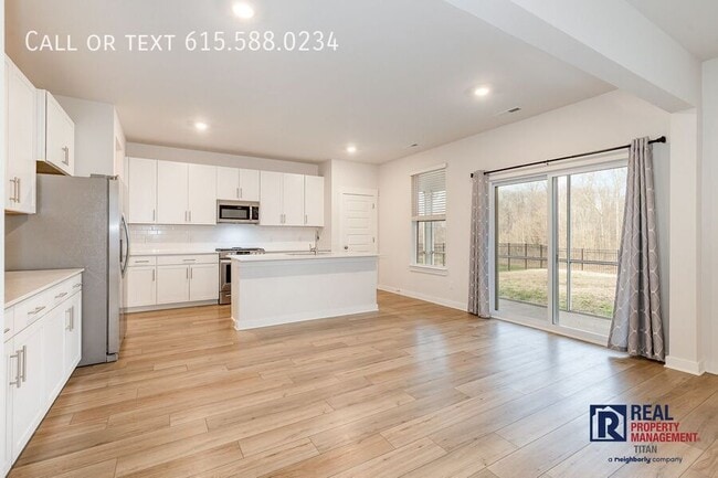 Building Photo - 1021 Ewell Farm Dr