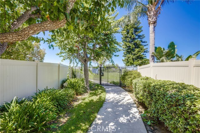 Building Photo - 26162 Canary Ct