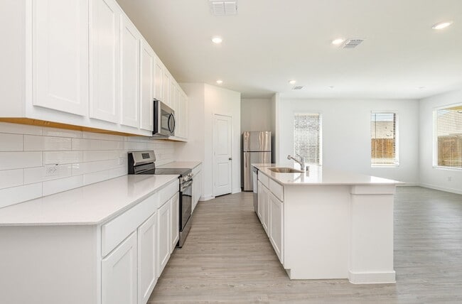 Building Photo - 545 Ml Trce Wy