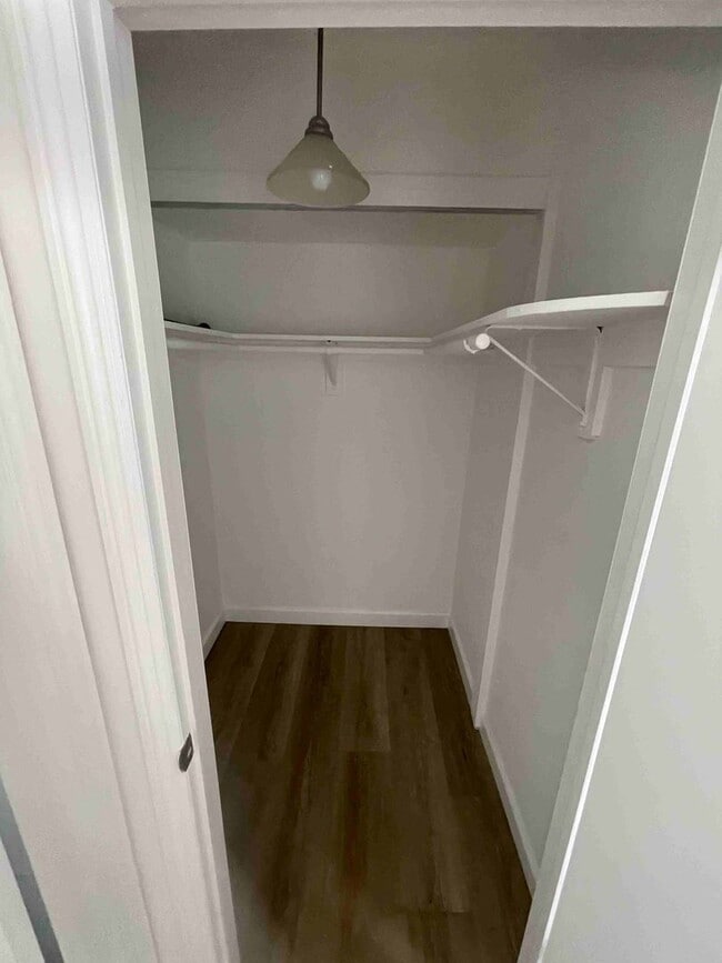 Building Photo - BEST VALUE IN SHERMAN OAKS!