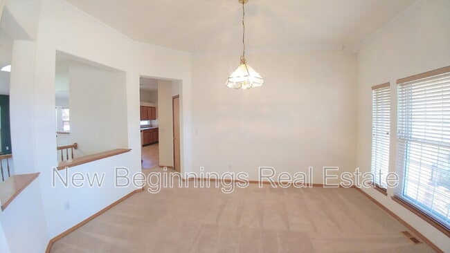 Building Photo - 4411 Hickory Hollow Dr