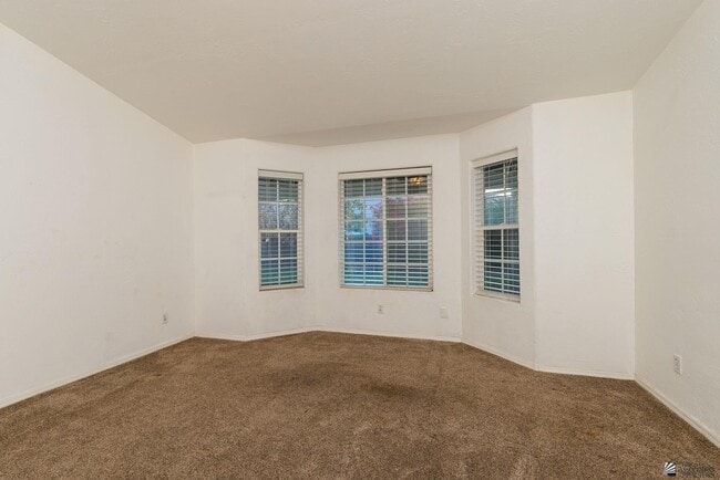 Building Photo - 2250 S 23rd Dr