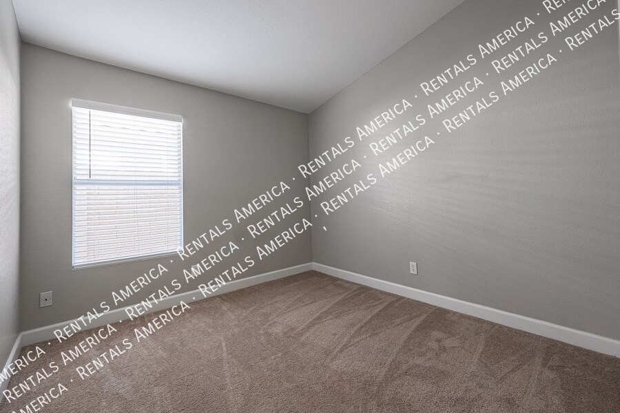 Building Photo - 3229 E Brookwood Ct