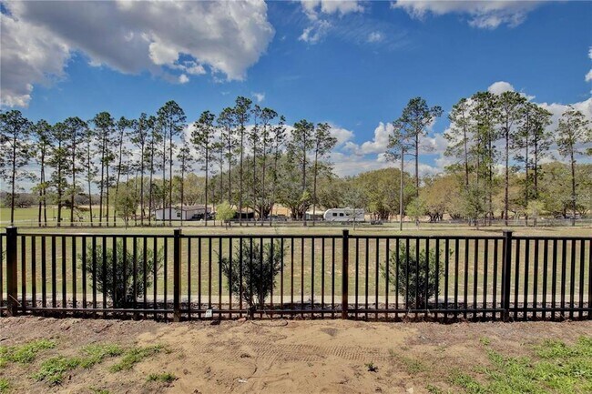 Building Photo - 421 Sedgewick Dr