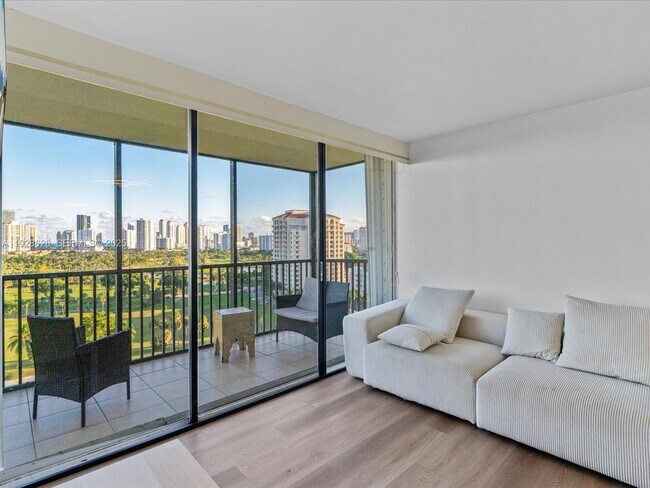 Building Photo - 20335 W Country Club Dr